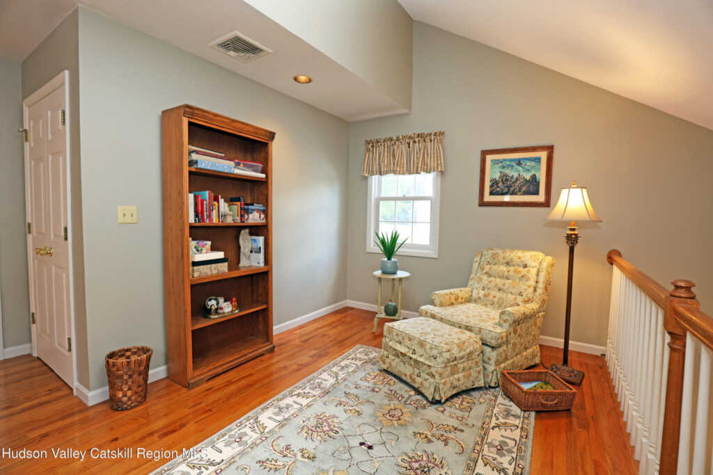 14 Amy Court, Kingston, NY 12401 - Photo 32 of 49