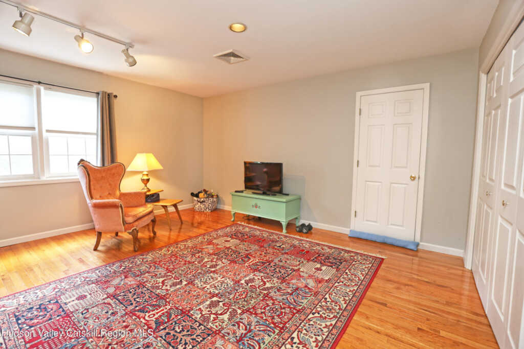 14 Amy Court, Kingston, NY 12401 - Photo 36 of 49