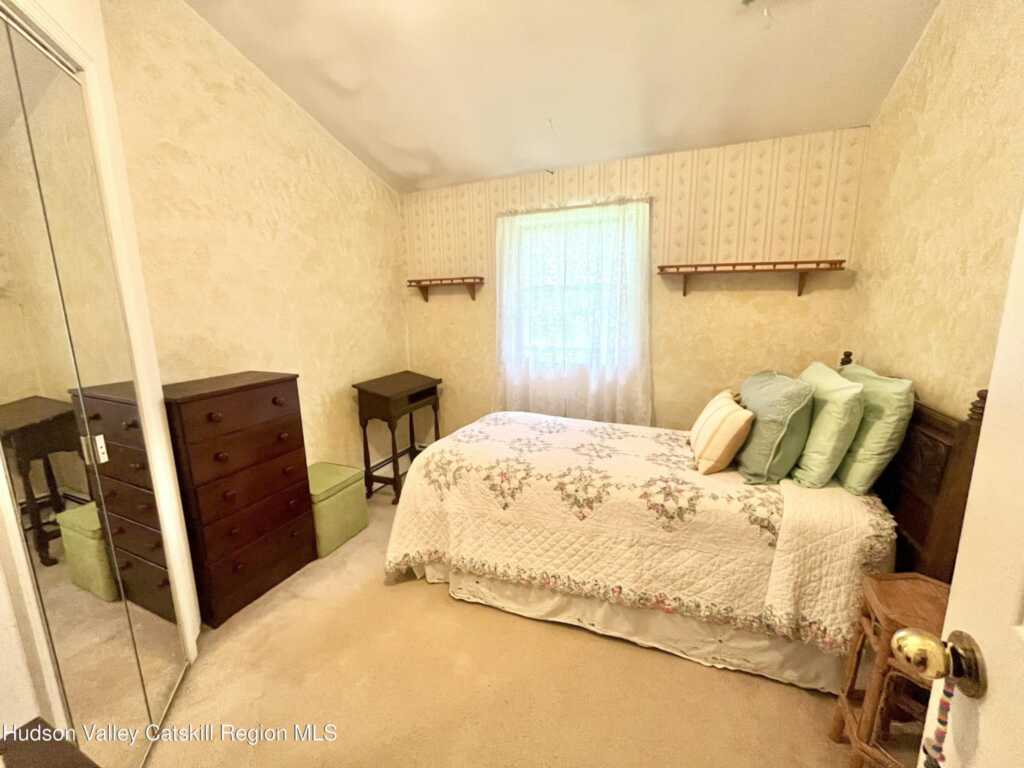 28 John Carle, Saugerties, NY 12477 - Photo 34 of 44