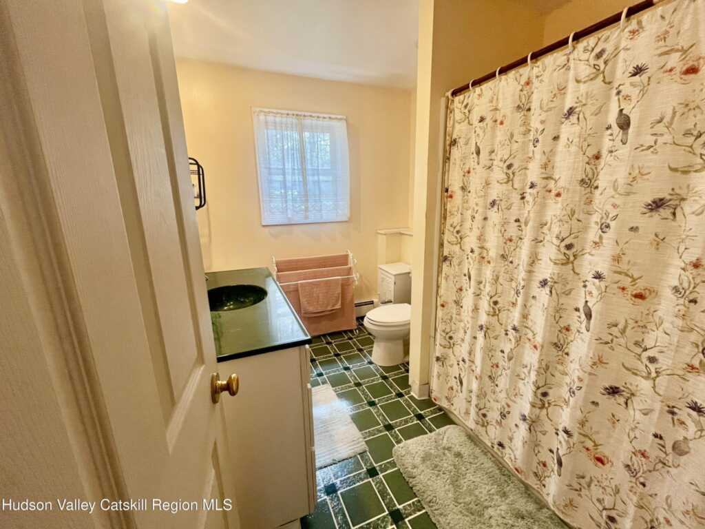 28 John Carle, Saugerties, NY 12477 - Photo 37 of 44