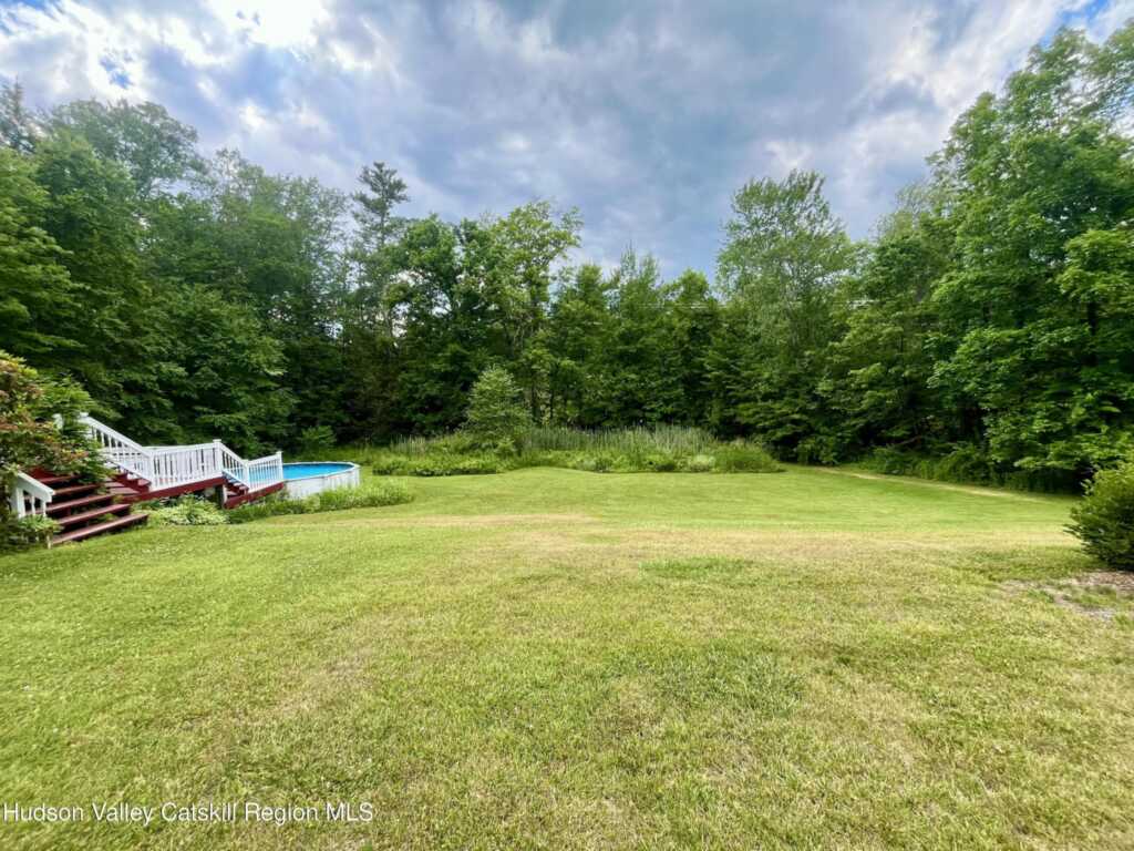 28 John Carle, Saugerties, NY 12477 - Photo 6 of 44