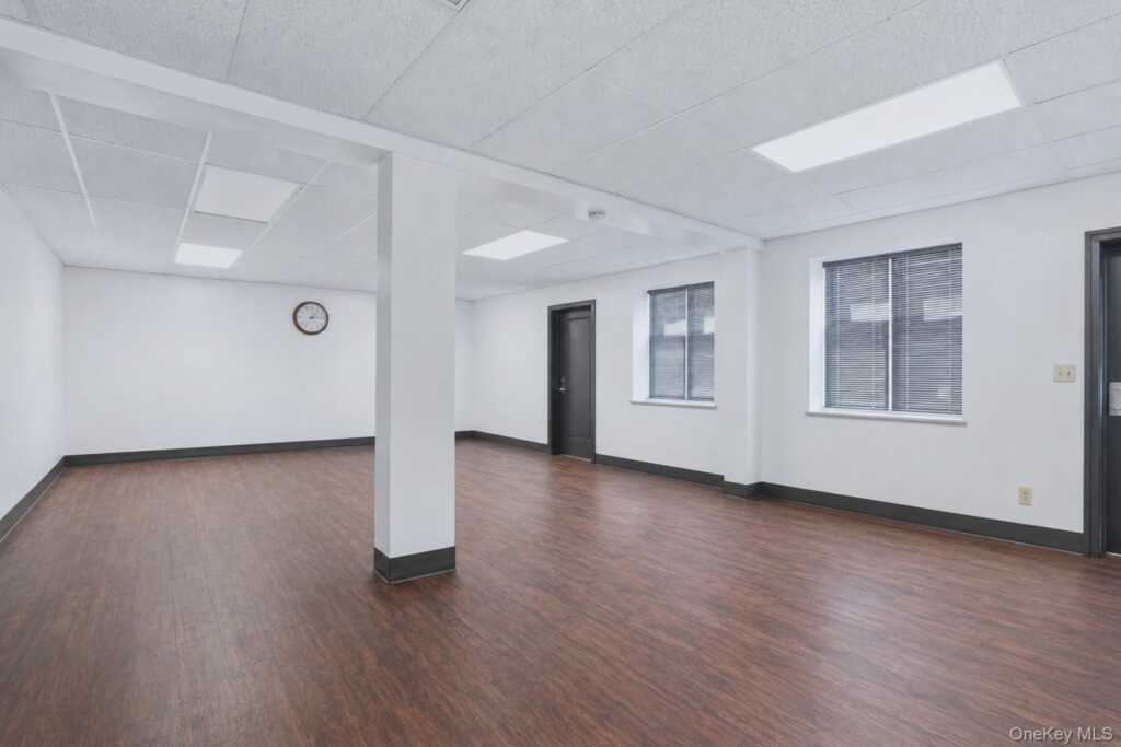 118 Grand Street, Kingston, NY 12401 - Photo 3 of 20