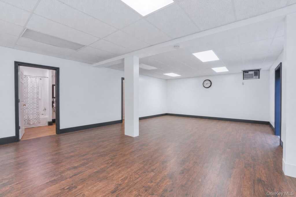 118 Grand Street, Kingston, NY 12401 - Photo 8 of 20