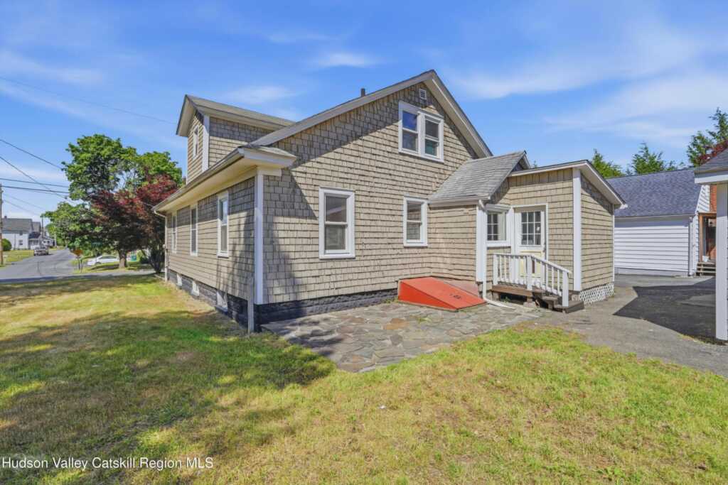 29 Harwich Street, Kingston, NY 12401 - Photo 19 of 23