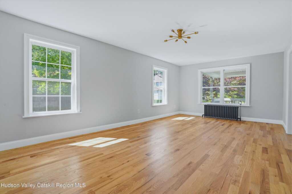 29 Harwich Street, Kingston, NY 12401 - Photo 6 of 23