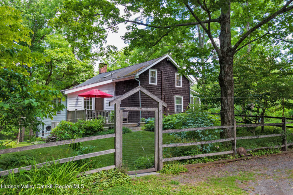 43 Krom Road, Stone Ridge, NY 12484 - Photo 3 of 37