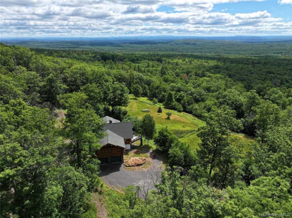 24 Tanis Hollow Road, Woodstock, NY 12498 - Photo 8 of 50