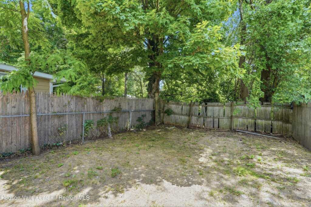70 Van Deusen Street, Kingston, NY 12401 - Photo 19 of 20