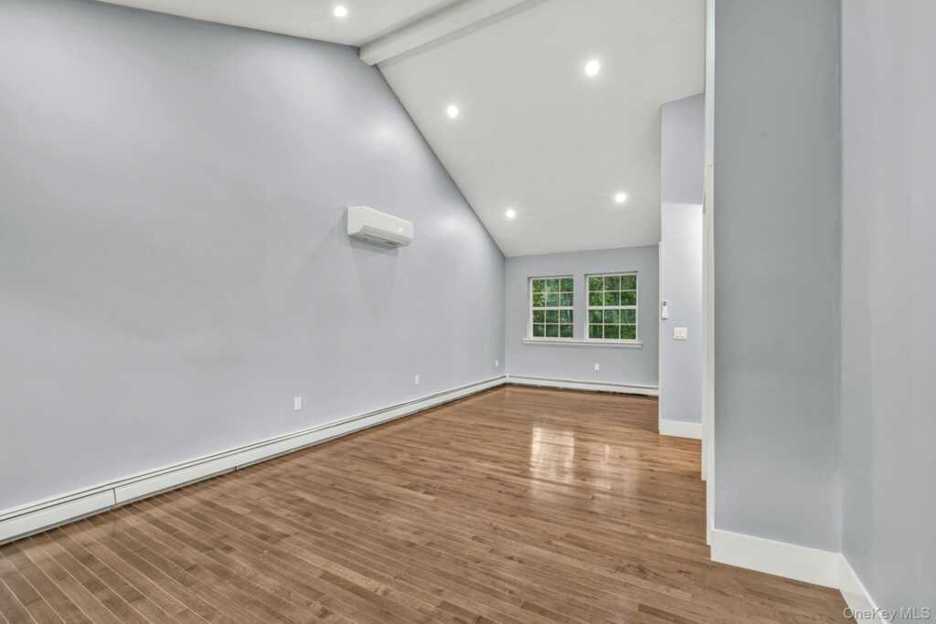 30 Kayleigh Drive, New Paltz, NY 12561 - Photo 17 of 33