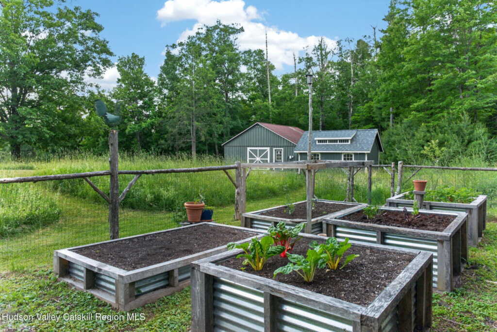 95 West Saugerties-Woodstock Rd Road, Woodstock, NY 12498 - Photo 10 of 50
