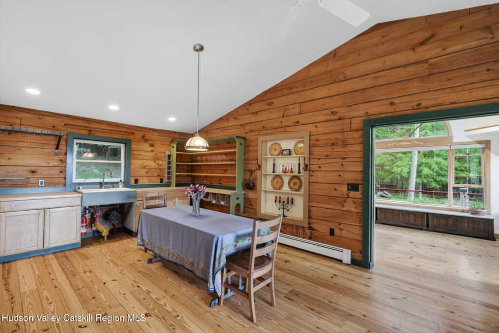 95 West Saugerties-Woodstock Rd Road, Woodstock, NY 12498 - Photo 17 of 50