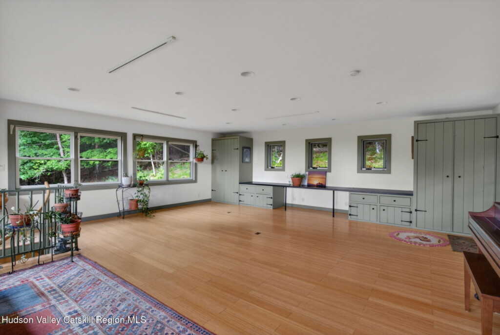 95 West Saugerties-Woodstock Rd Road, Woodstock, NY 12498 - Photo 20 of 50