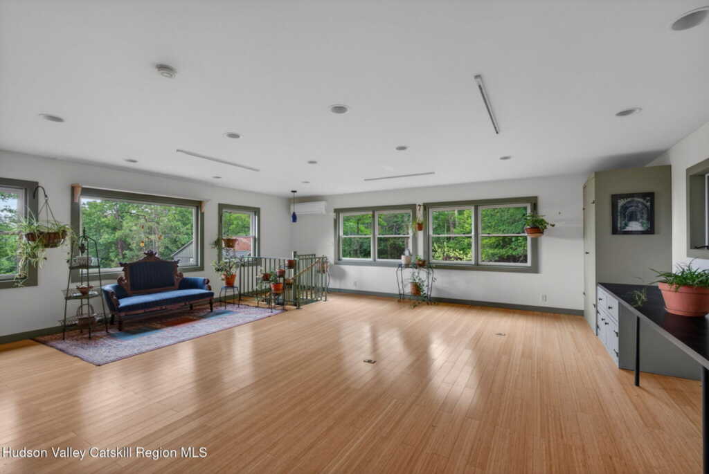 95 West Saugerties-Woodstock Rd Road, Woodstock, NY 12498 - Photo 21 of 50