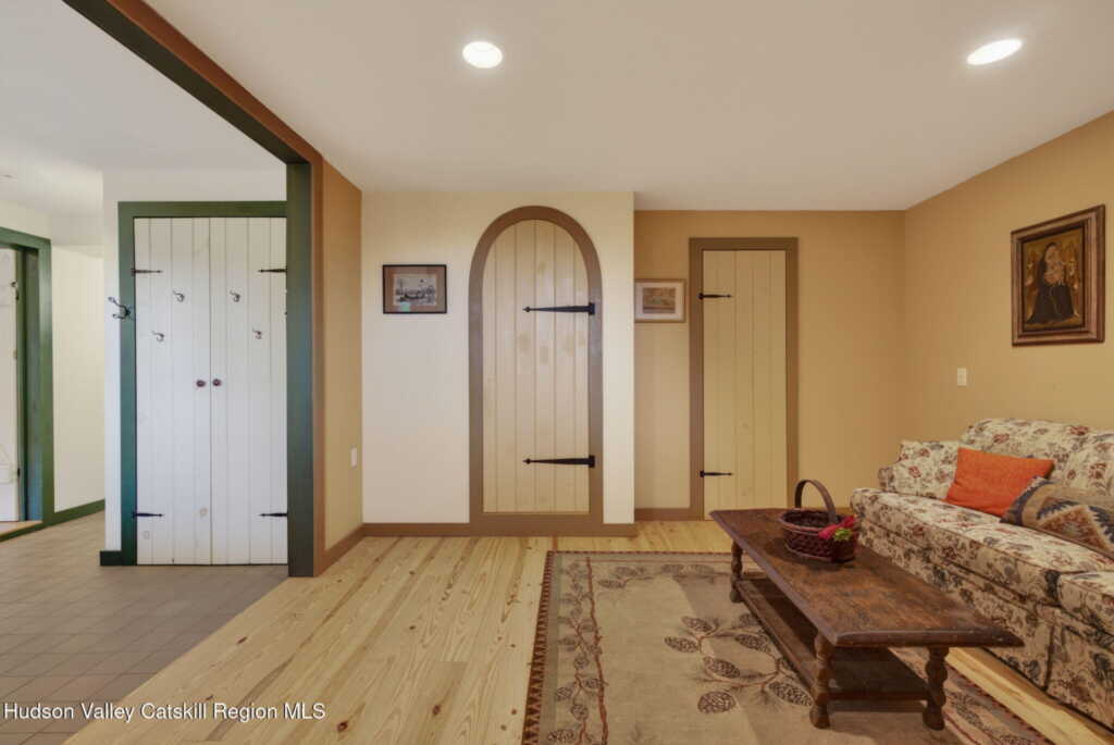 95 West Saugerties-Woodstock Rd Road, Woodstock, NY 12498 - Photo 35 of 50