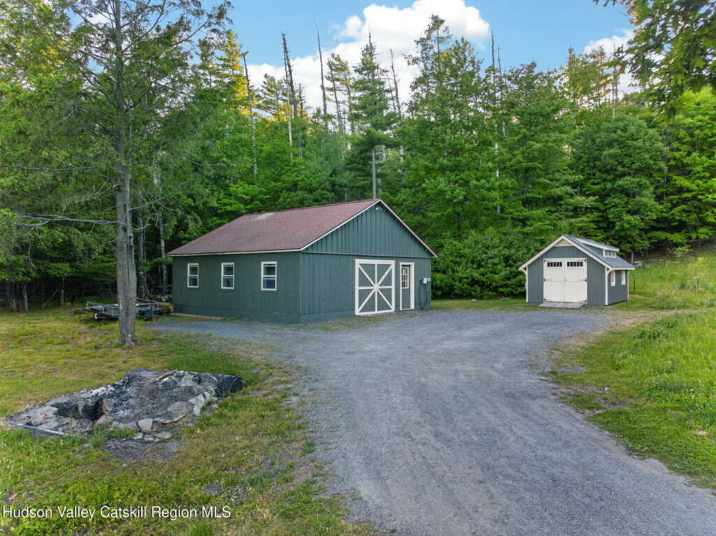 95 West Saugerties-Woodstock Rd Road, Woodstock, NY 12498 - Photo 9 of 50
