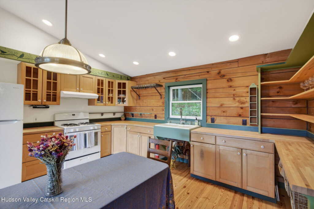 95 West Saugerties-Woodstock Rd Road, Woodstock, NY 12498 - Photo 18 of 50