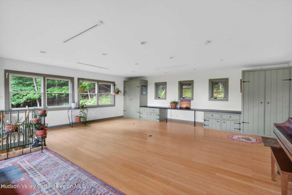 95 West Saugerties-Woodstock Rd Road, Woodstock, NY 12498 - Photo 23 of 50