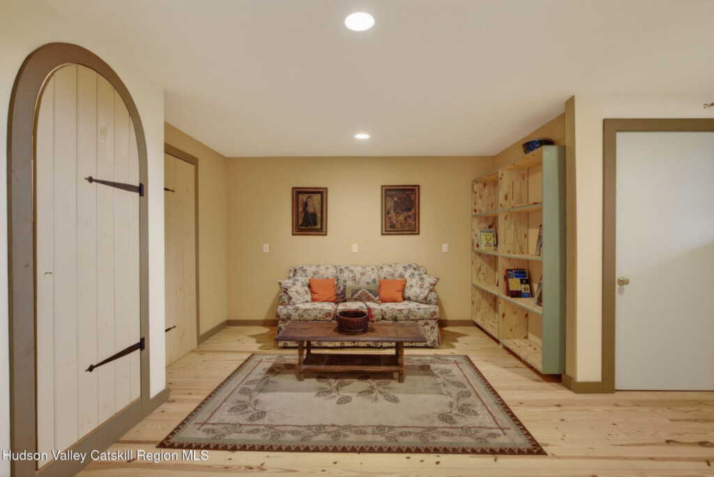 95 West Saugerties-Woodstock Rd Road, Woodstock, NY 12498 - Photo 34 of 50
