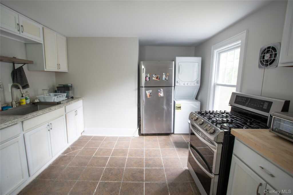 3 Ann Street, New Paltz, NY 12561 - Photo 7 of 28
