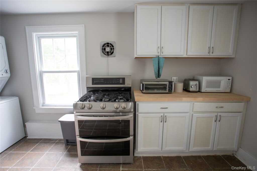 3 Ann Street, New Paltz, NY 12561 - Photo 9 of 28
