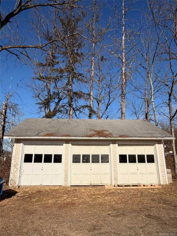 67 Old Albany Post Road, Unit #Garage, Rhinebeck, NY 12572