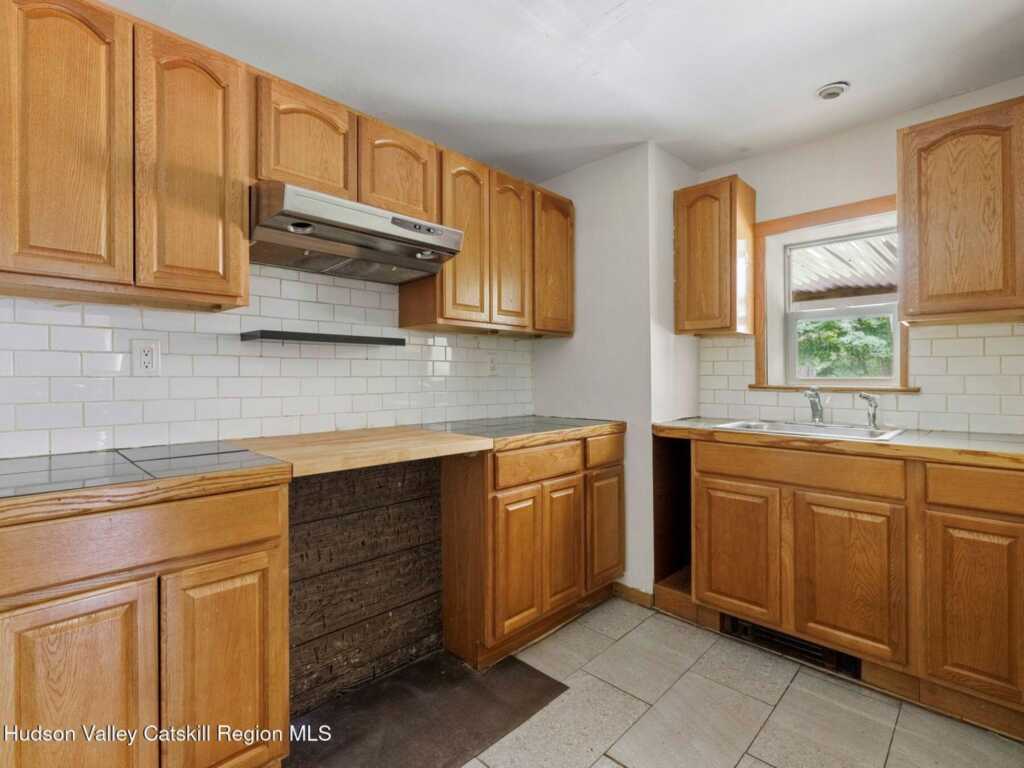 72 Van Dale Road, Woodstock, NY 12498 - Photo 30 of 37