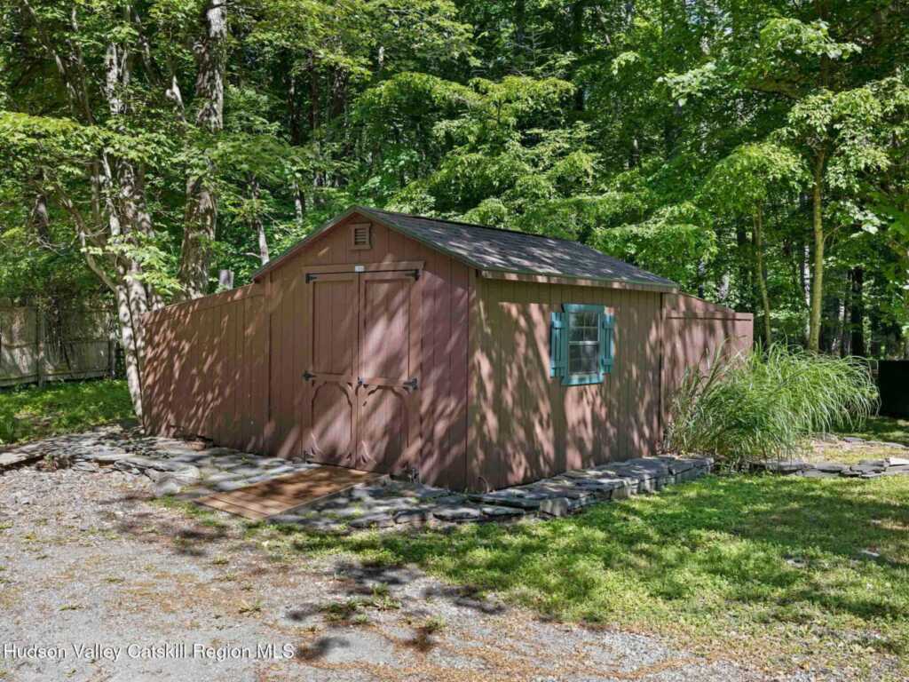 72 Van Dale Road, Woodstock, NY 12498 - Photo 33 of 37