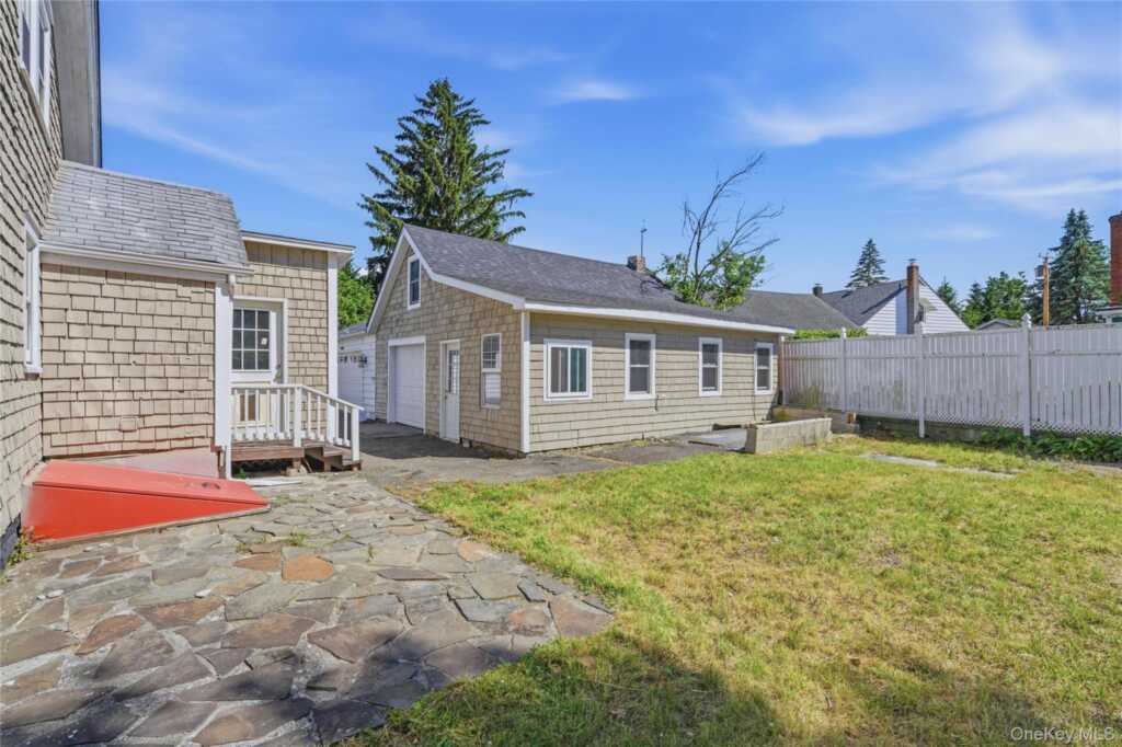 29 Harwich Street, Kingston, NY 12401 - Photo 23 of 25