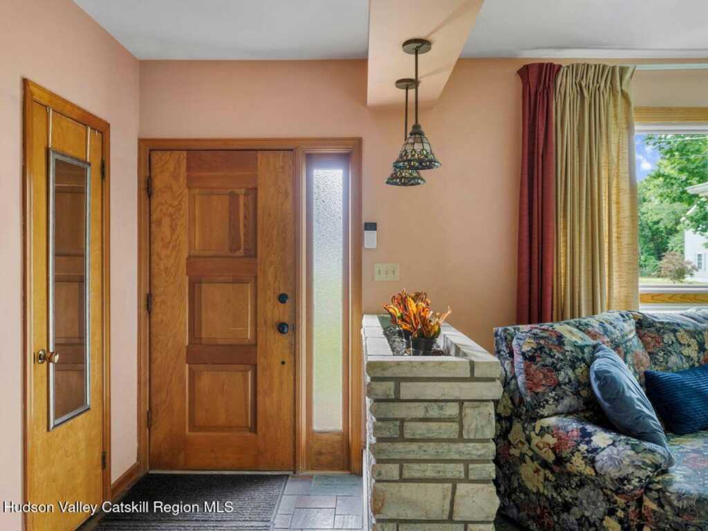 12 Ebel Court, Saugerties, NY 12477 - Photo 16 of 50