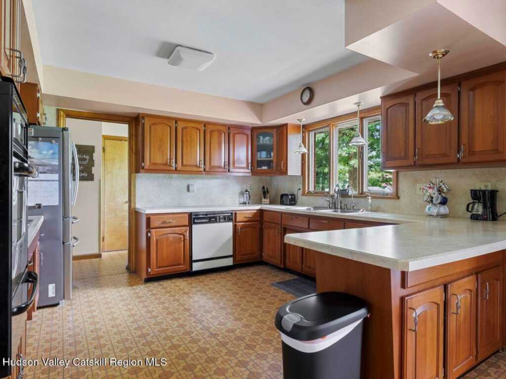 12 Ebel Court, Saugerties, NY 12477 - Photo 40 of 50