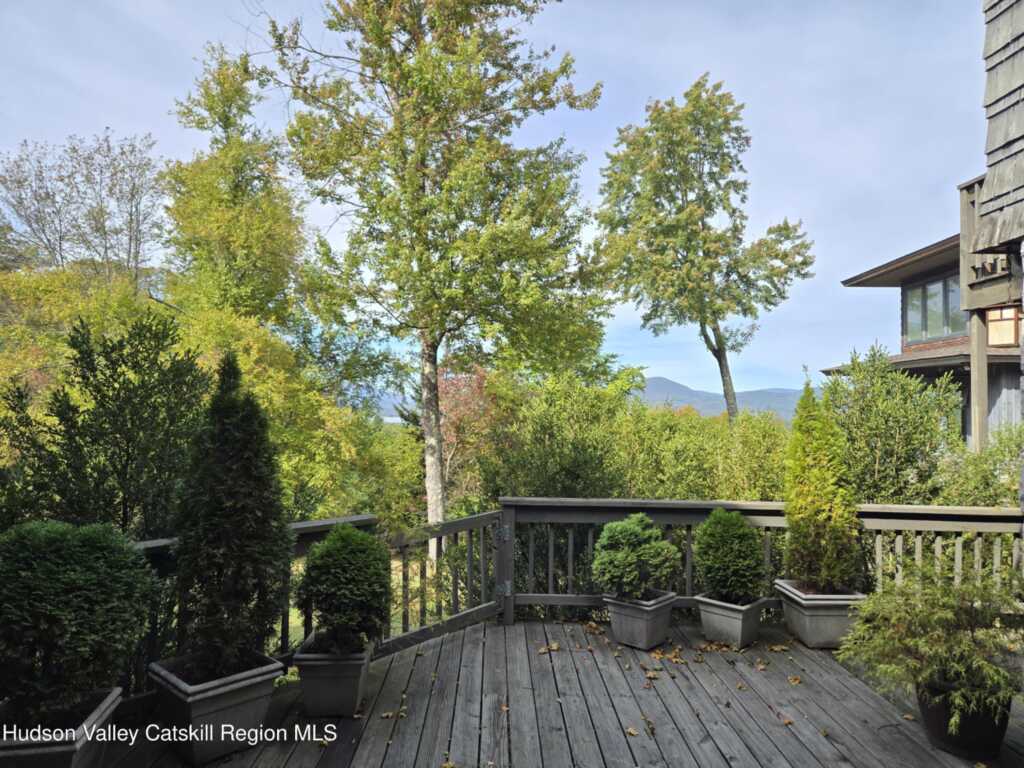 84 Highland Road, Stone Ridge, NY 12484 - Photo 2 of 25