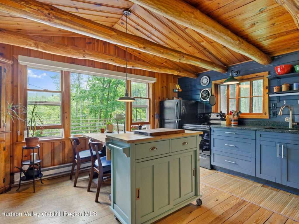 60 Muddy Brook Road, Phoenicia, NY 12464 - Photo 5 of 33