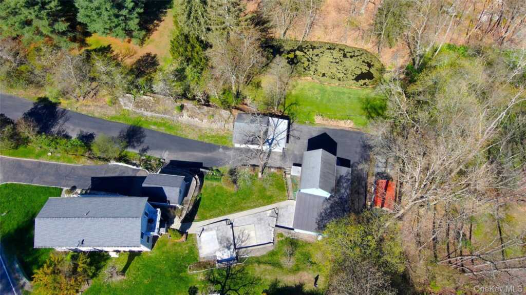 845 Lucas Avenue Extension, Hurley, NY 12443 - Photo 23 of 29