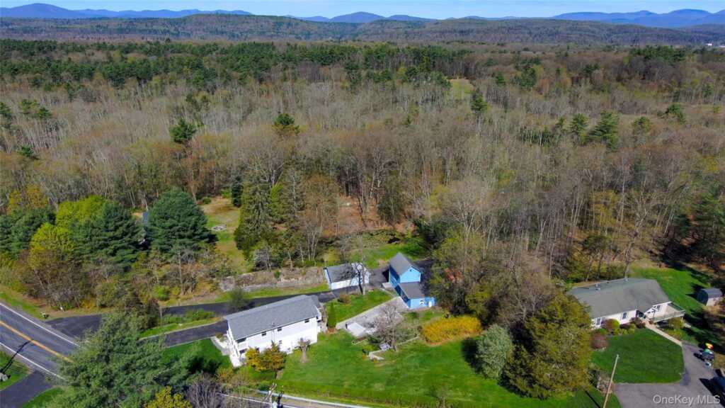 845 Lucas Avenue Extension, Hurley, NY 12443 - Photo 25 of 29