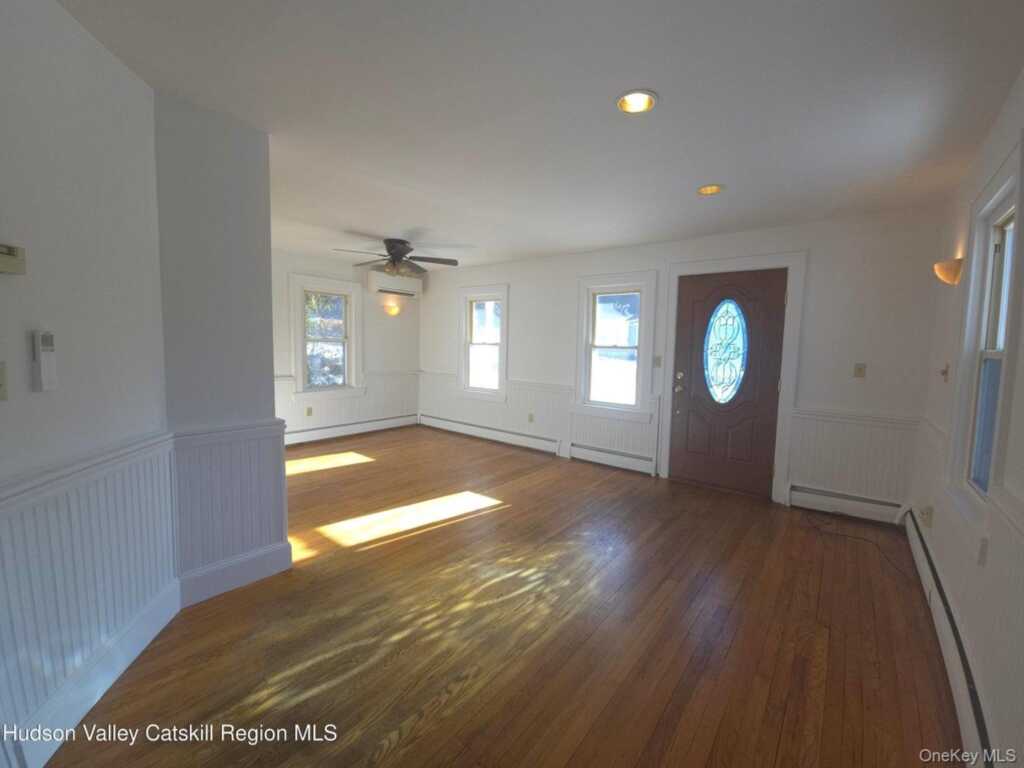 845 Lucas Avenue Extension, Hurley, NY 12443 - Photo 5 of 29