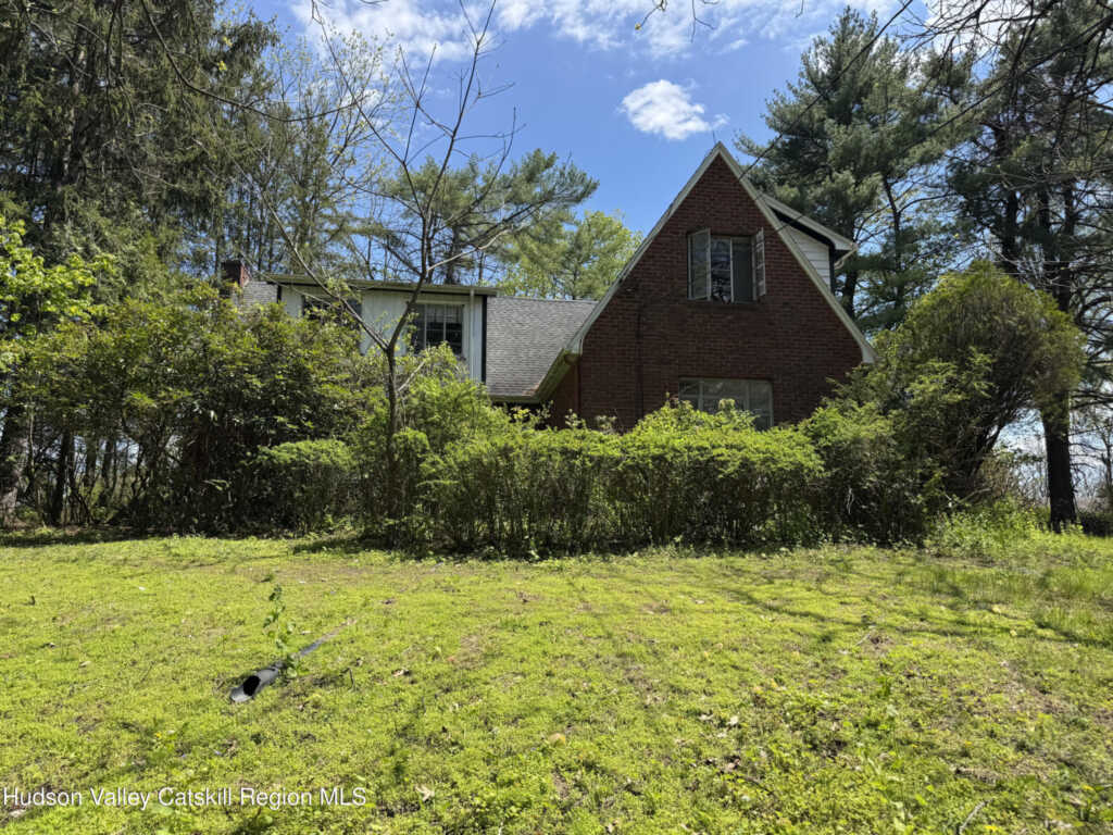 175 Dewitt Mills Road, Hurley, NY 12443