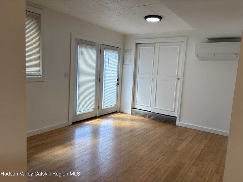 55 Livingston Street, Unit #1, Saugerties, NY 12477 - Photo 4 of 6