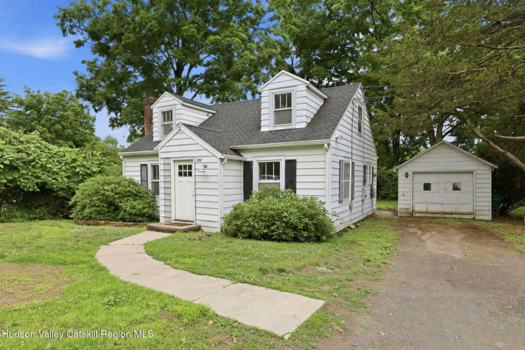 222 Zandhoek Road, Hurley, NY 12443 - Photo 2 of 29