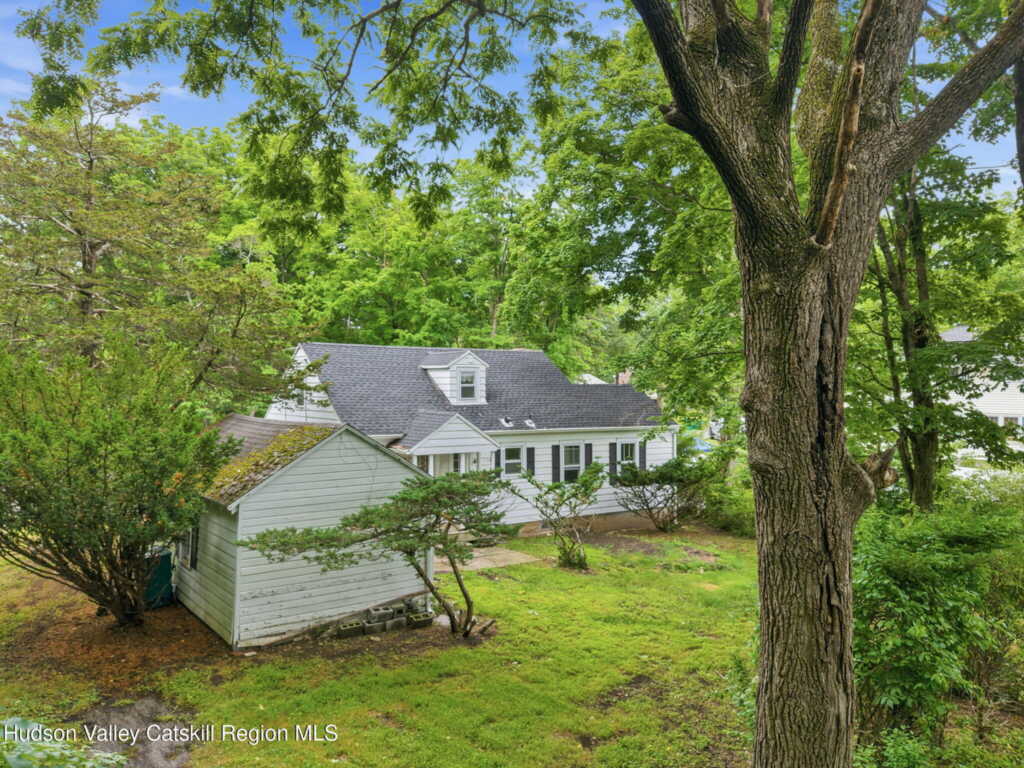 222 Zandhoek Road, Hurley, NY 12443 - Photo 4 of 29