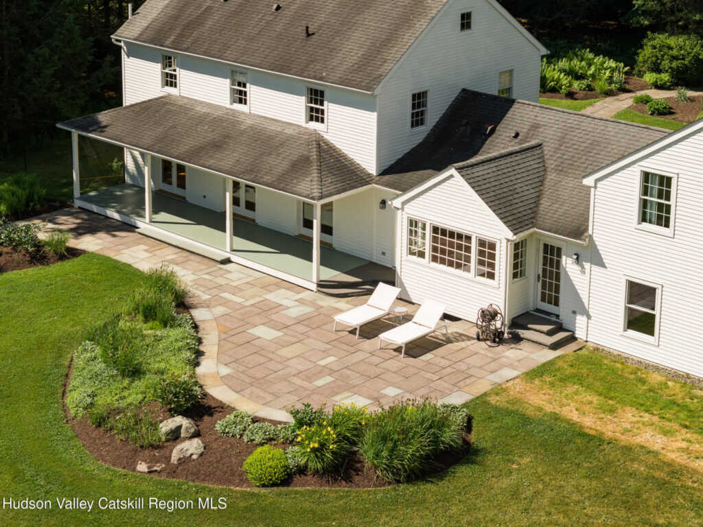 430 Buck Road, Stone Ridge, NY 12484 - Photo 4 of 50