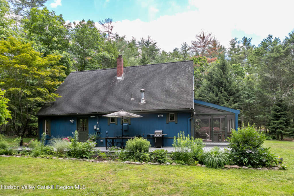 137 Stillwater Road, Stone Ridge, NY 12484 - Photo 23 of 33