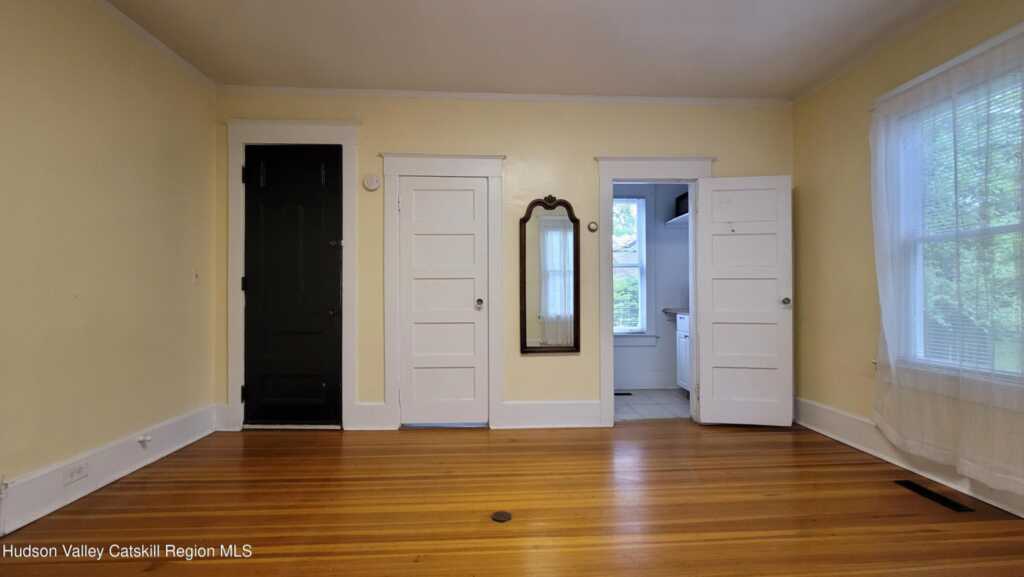79 Saint James Street, Kingston, NY 12401 - Photo 35 of 50