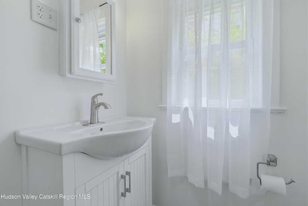 91 Wrentham Street, Kingston, NY 12401 - Photo 16 of 24