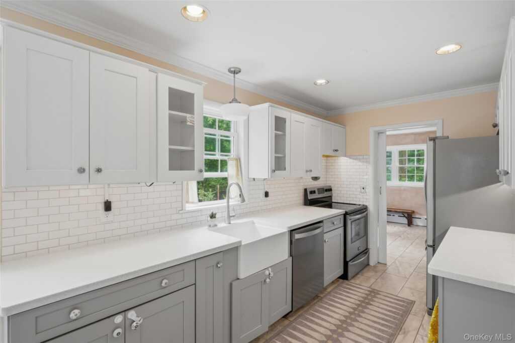 7 Lookout Avenue, New Paltz, NY 12561 - Photo 10 of 35