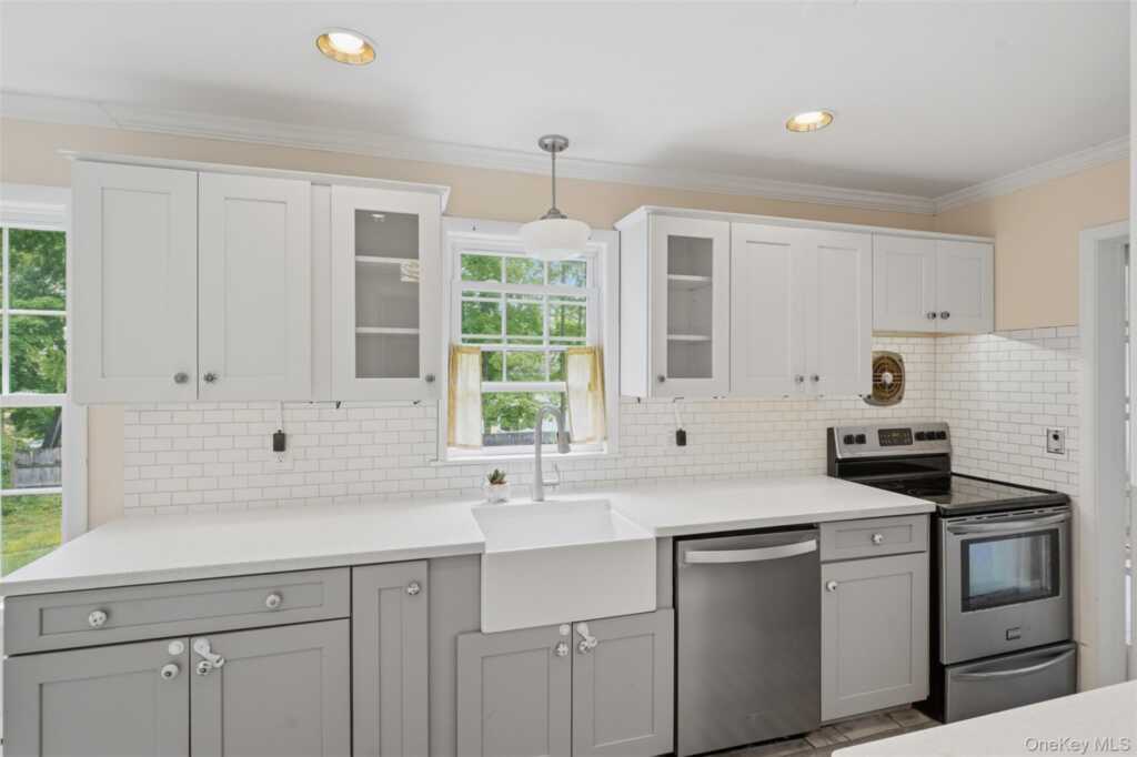 7 Lookout Avenue, New Paltz, NY 12561 - Photo 11 of 35