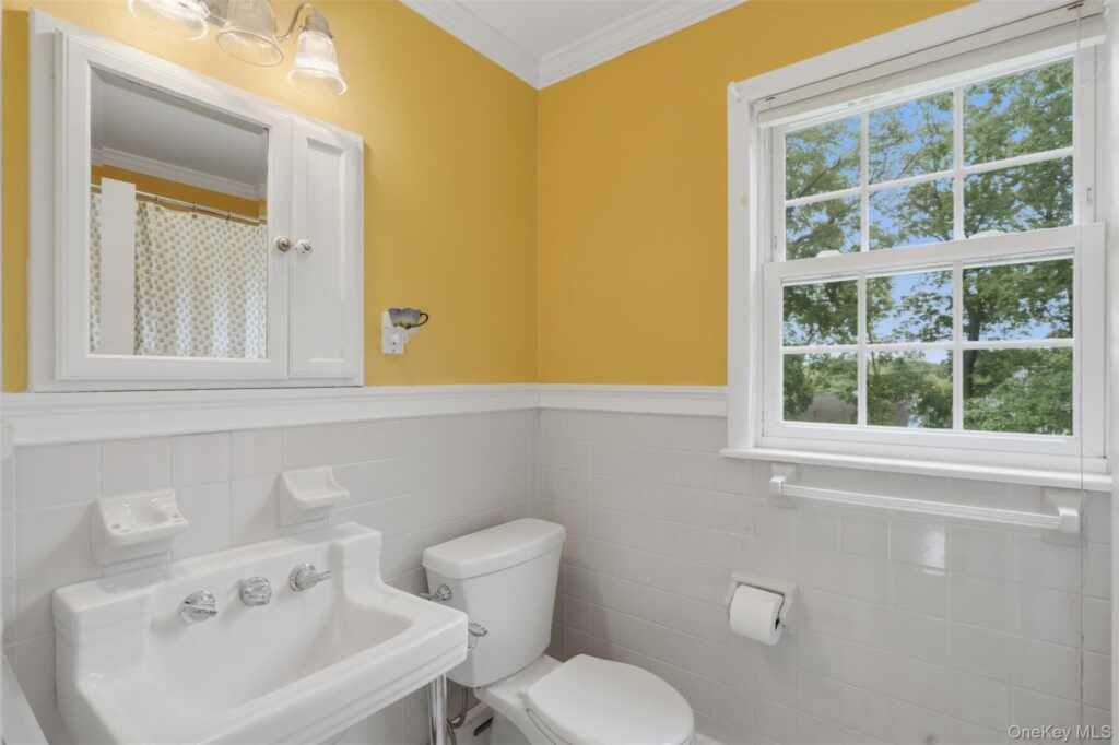 7 Lookout Avenue, New Paltz, NY 12561 - Photo 30 of 35