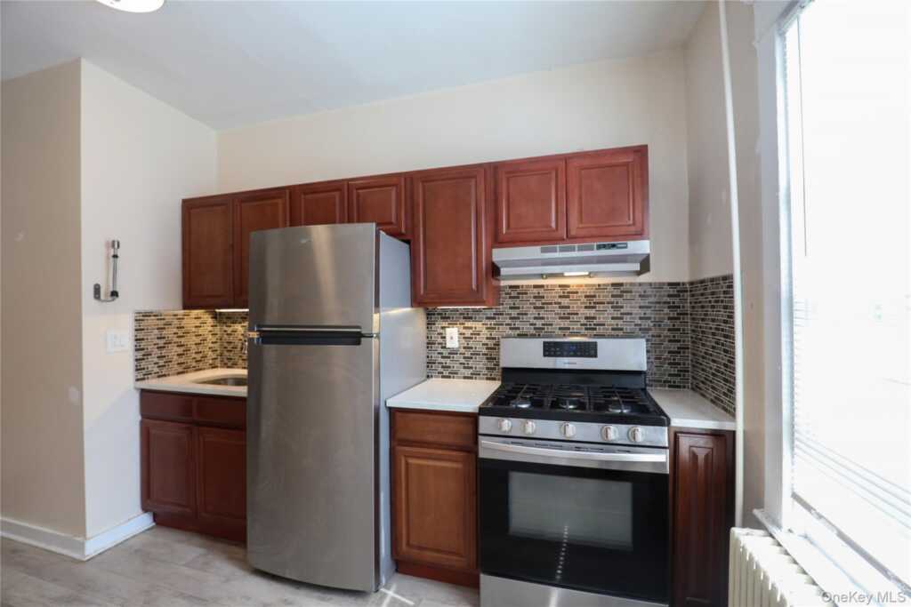 144 Saint James Street, Unit #1a, Kingston, NY 12401 - Photo 11 of 17
