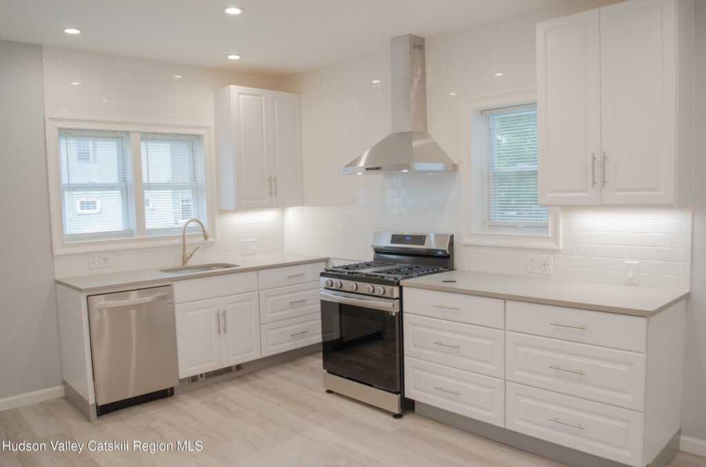 152 Saint James Street, Unit #1, Kingston, NY 12401 - Photo 9 of 13
