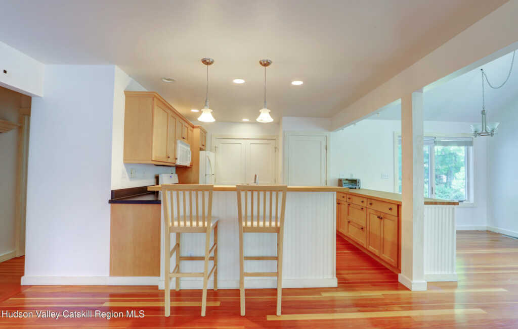 48 Mountainview Avenue, Woodstock, NY 12498 - Photo 13 of 31