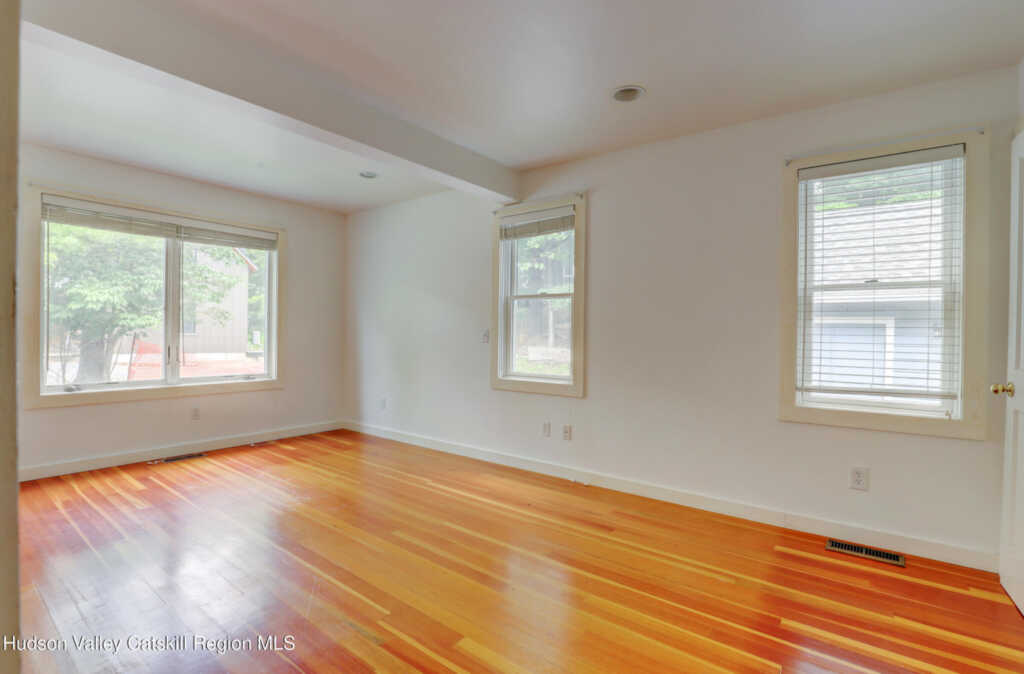 48 Mountainview Avenue, Woodstock, NY 12498 - Photo 17 of 31